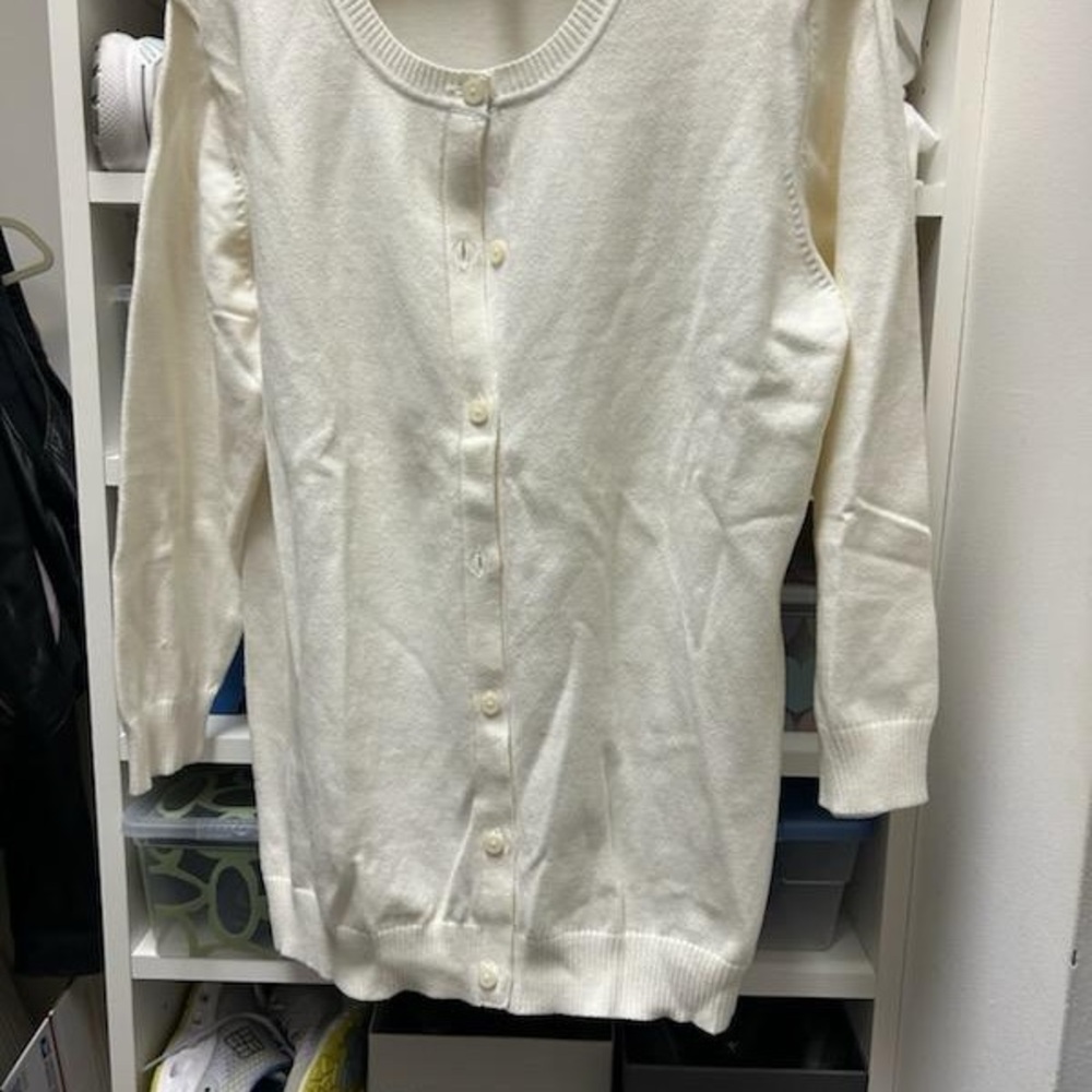 Women's Liz Claiborne Cream Cardigan Sweater